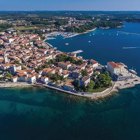 Stunning In Porec Feriehus Filipana