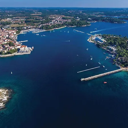 Stunning In Porec Feriehus